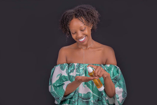 Got dry skin? Here are the top 5 reasons cold-pressed moringa oil is the perfect solution